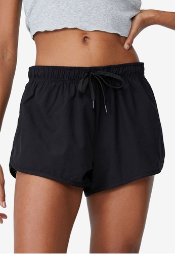 Cotton On Body black Lifestyle Move Jogger Shorts 58F7DAAF03C8CCGS_1