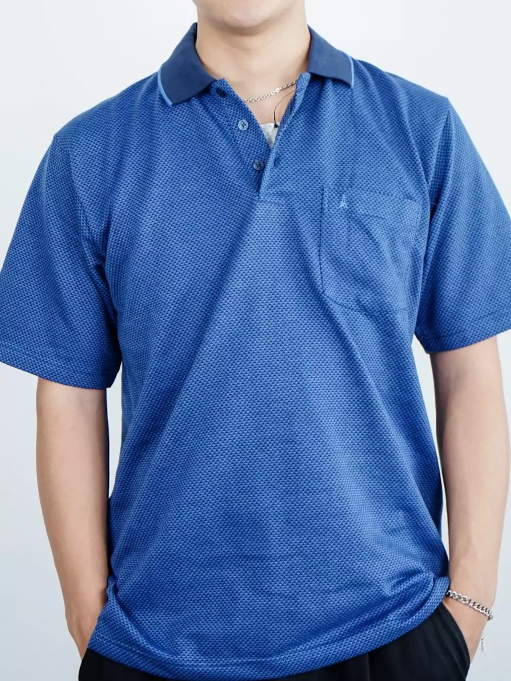 Andre Michel Polo Shirt Lengan Pendek Biru Motif Segitiga Kecil 3412