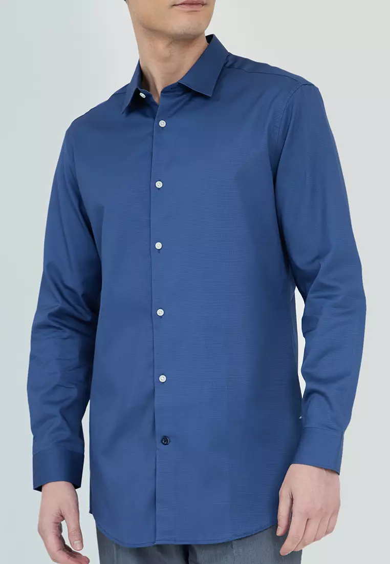 Slim Fit Textured Dress Shirt