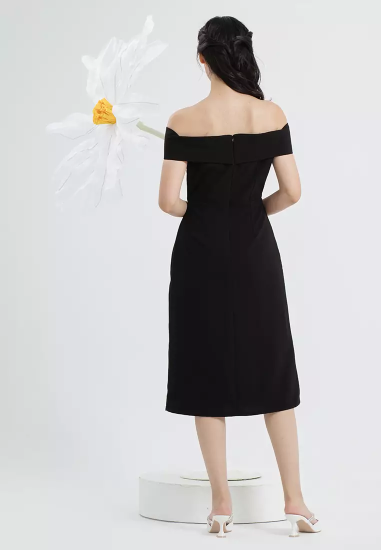 Lora Off Shoulder Dress in Black