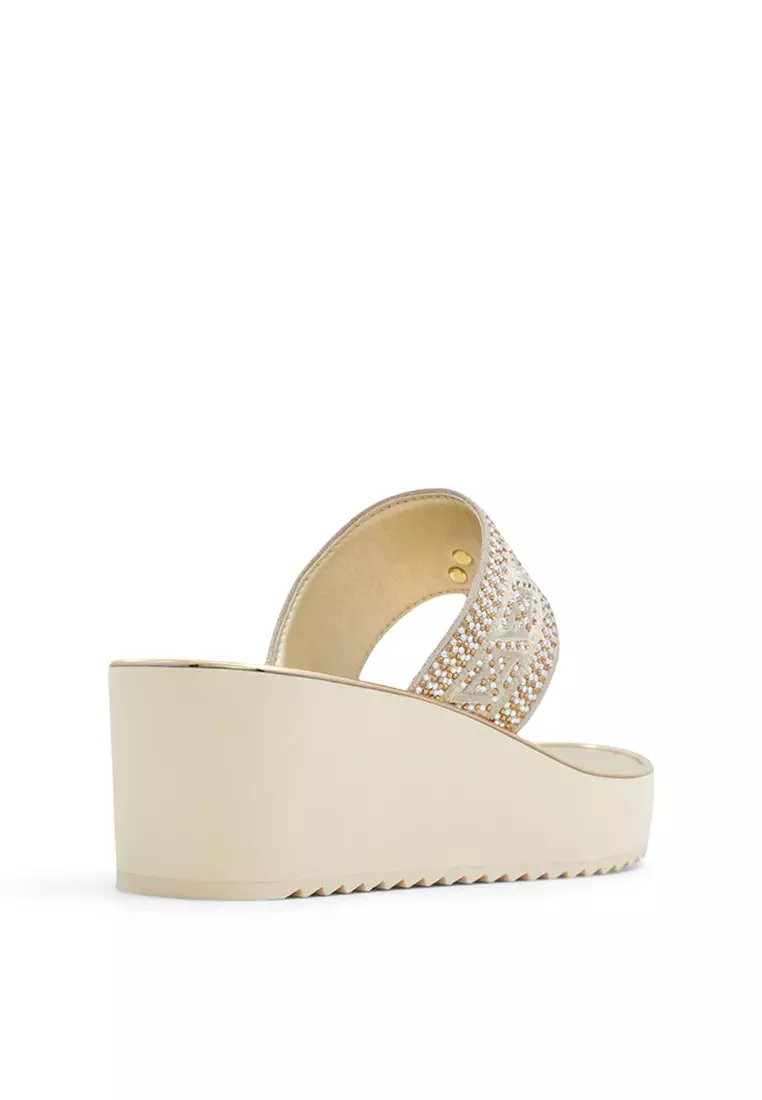 Fassbider T-Strap Wedges