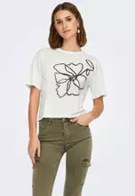 Cloud Dancer/Detail: Flower