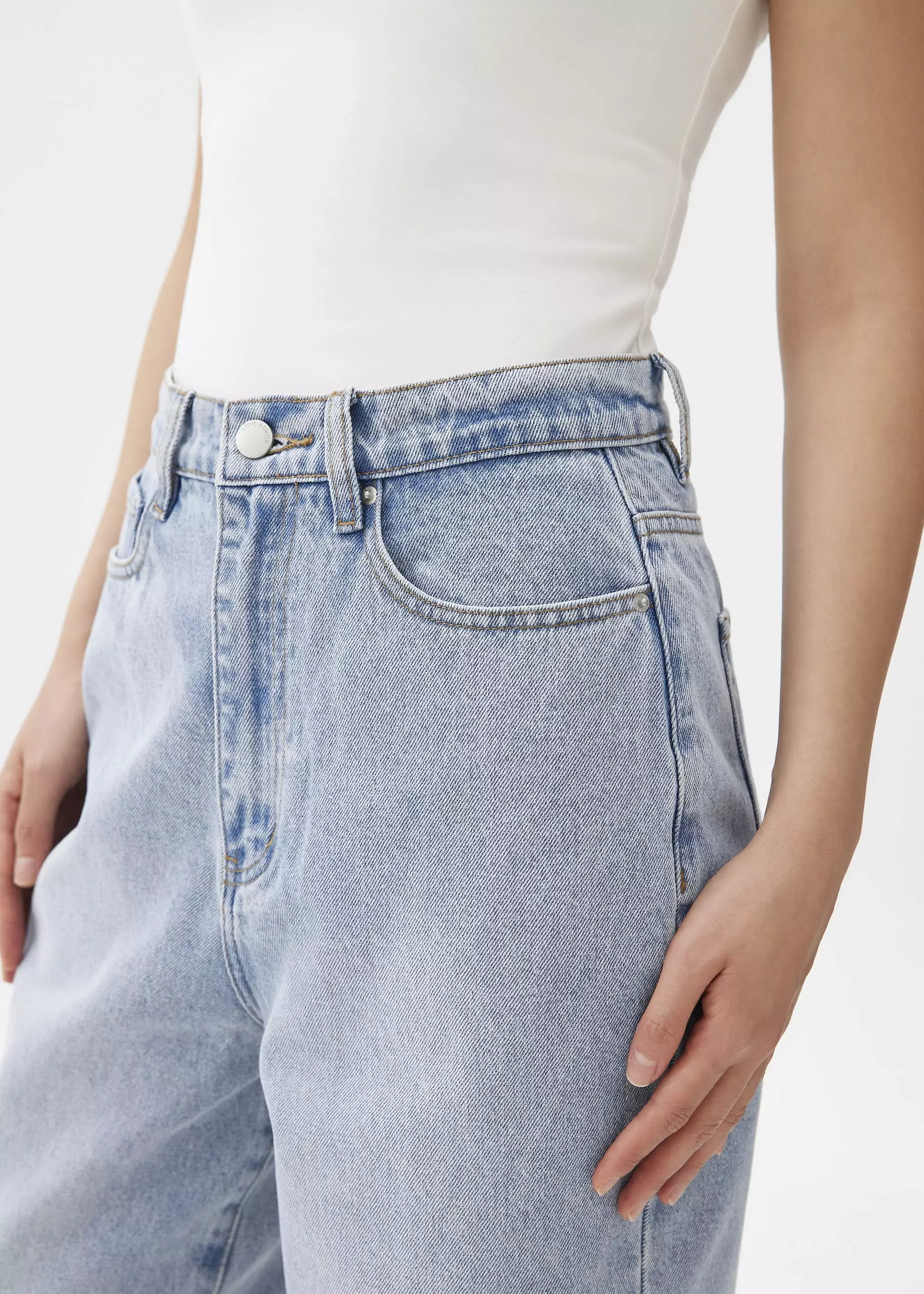 Celana Wanita - Flynn Cropped Mom Jeans