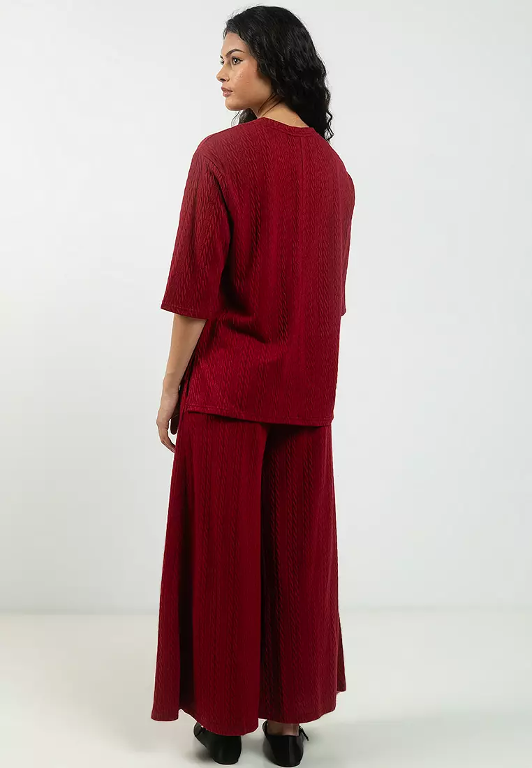 Two-Piece Casual Knit Set With Relaxed Top And Wide-Leg Pants