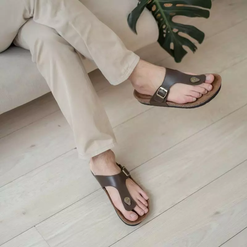Cogen Sandal Jepit Pria Sendal Kulit Birken Vintage - Vester Brown
