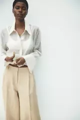 Beige Medium Dusty