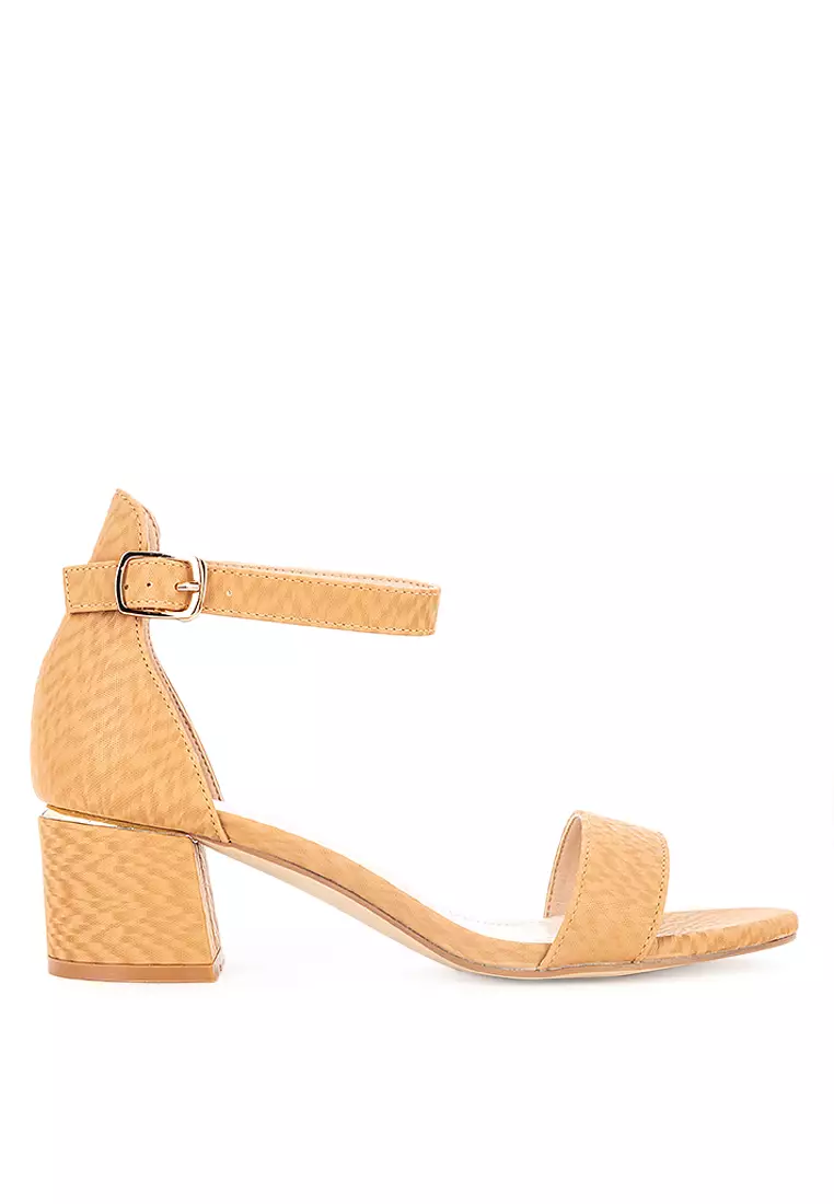 Clarks store frida sandals