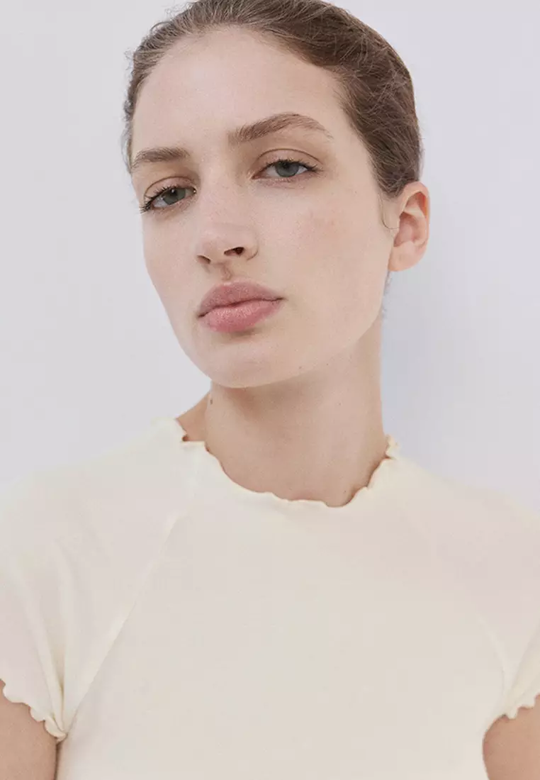 Contrasting T-Shirt
