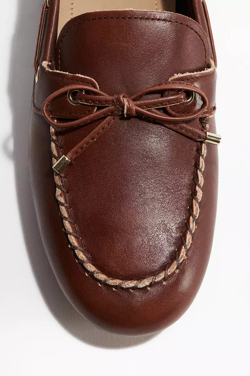 Deck shoes