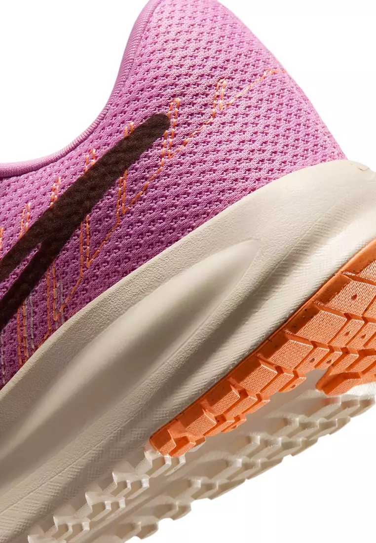 Run Defy Road Running Shoes