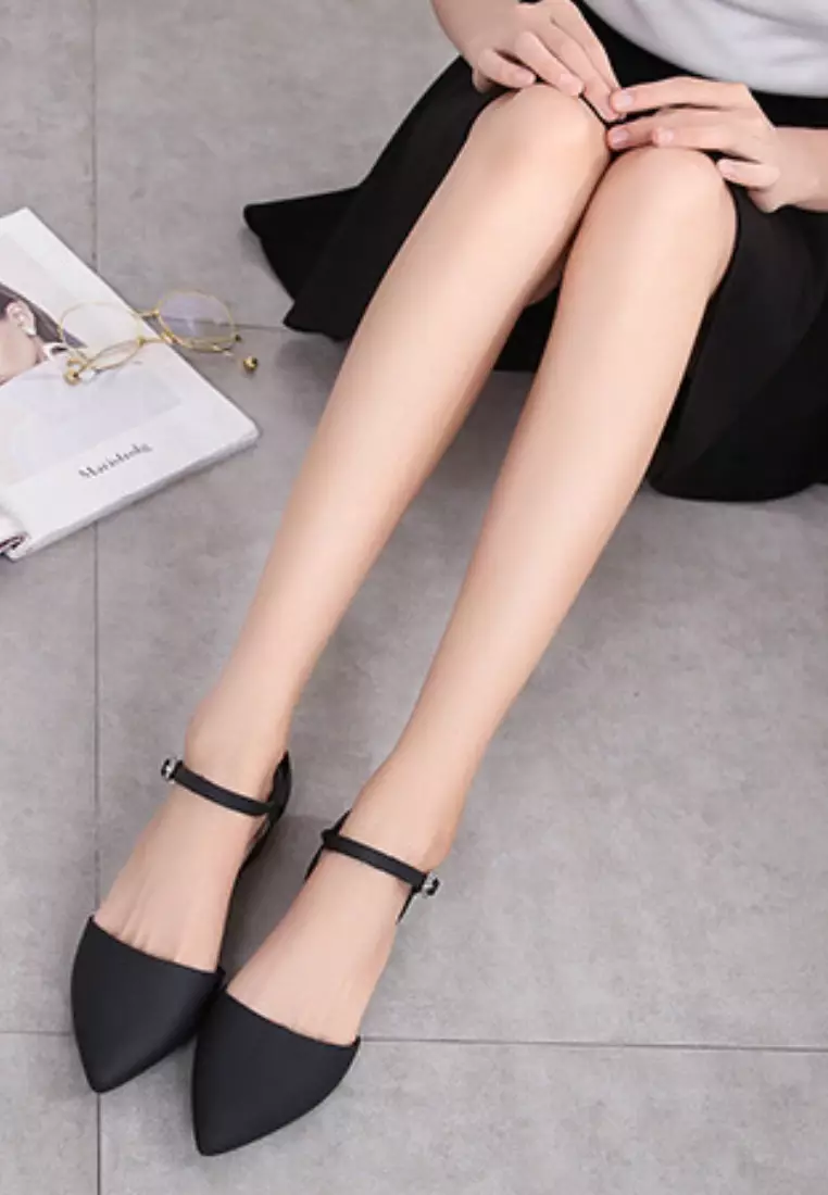 Pointed toe best sale jelly flats