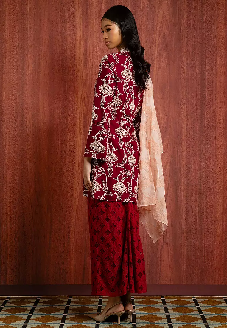 EMILY EMBROIDERY KEBAYA SET