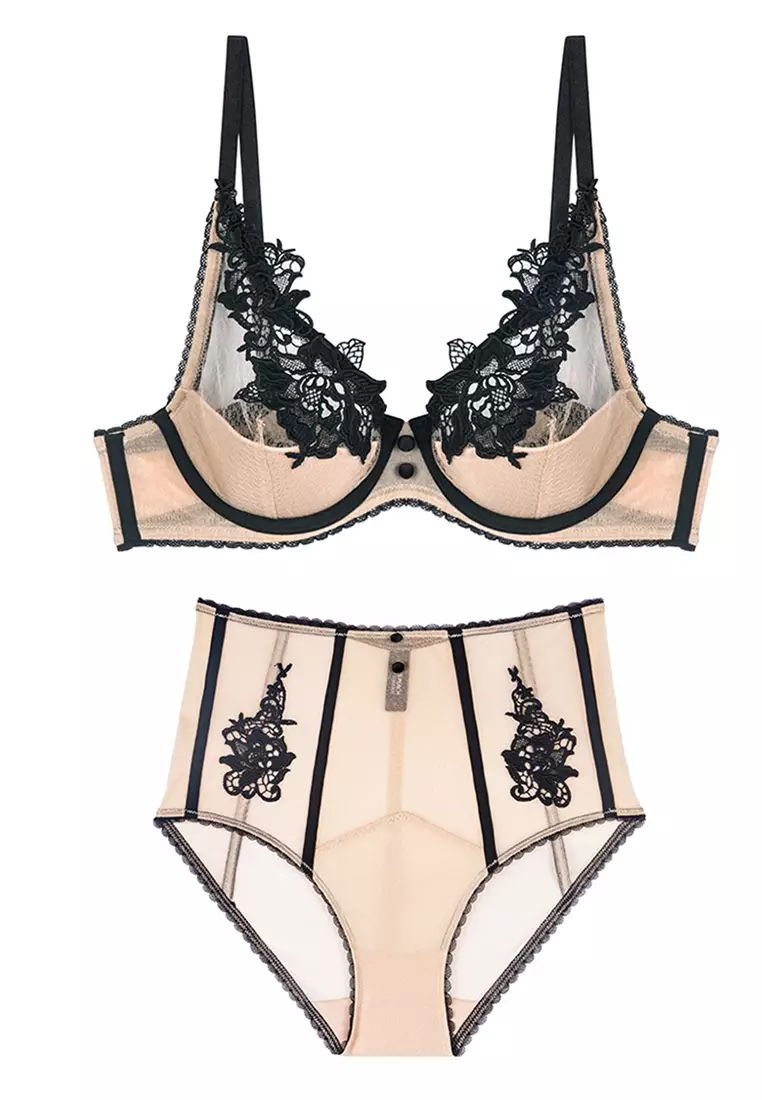 Buy Dear Eve Lingerie Prima Lace Underwire Bra and G-String Set in