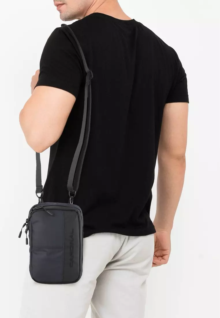 Jual Cardinal Raydon Original 2026 | ZALORA Indonesia