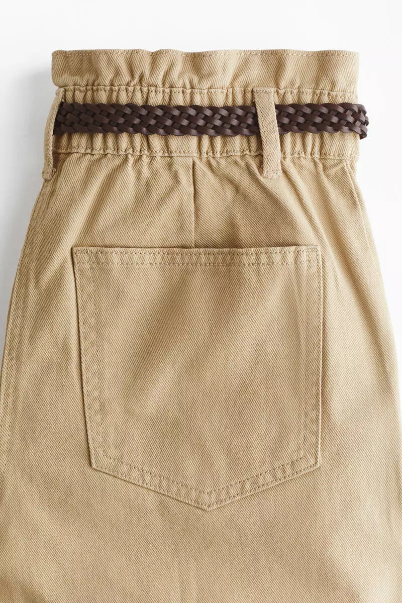 Belted twill shorts