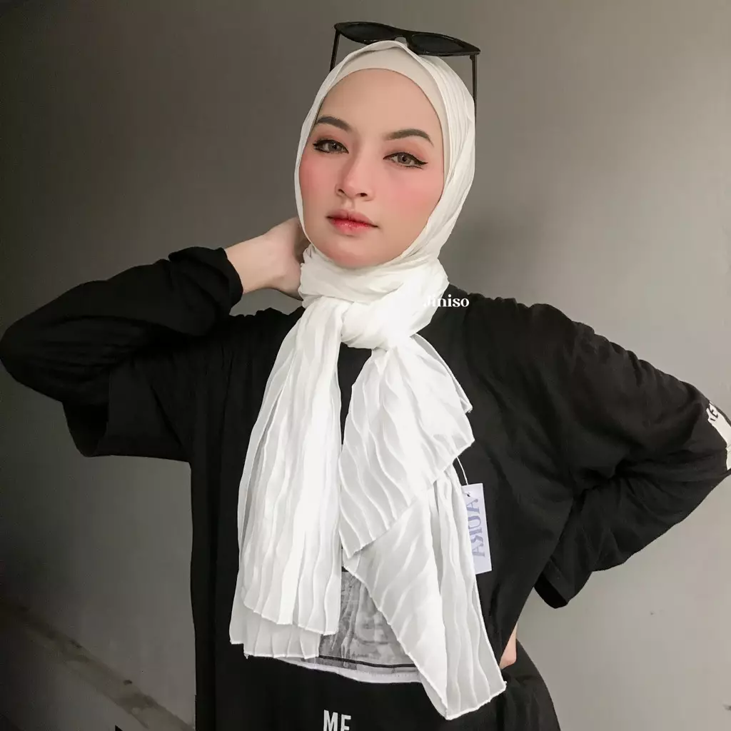 AURA Active Hijab Pashmina Full Plisket Wave