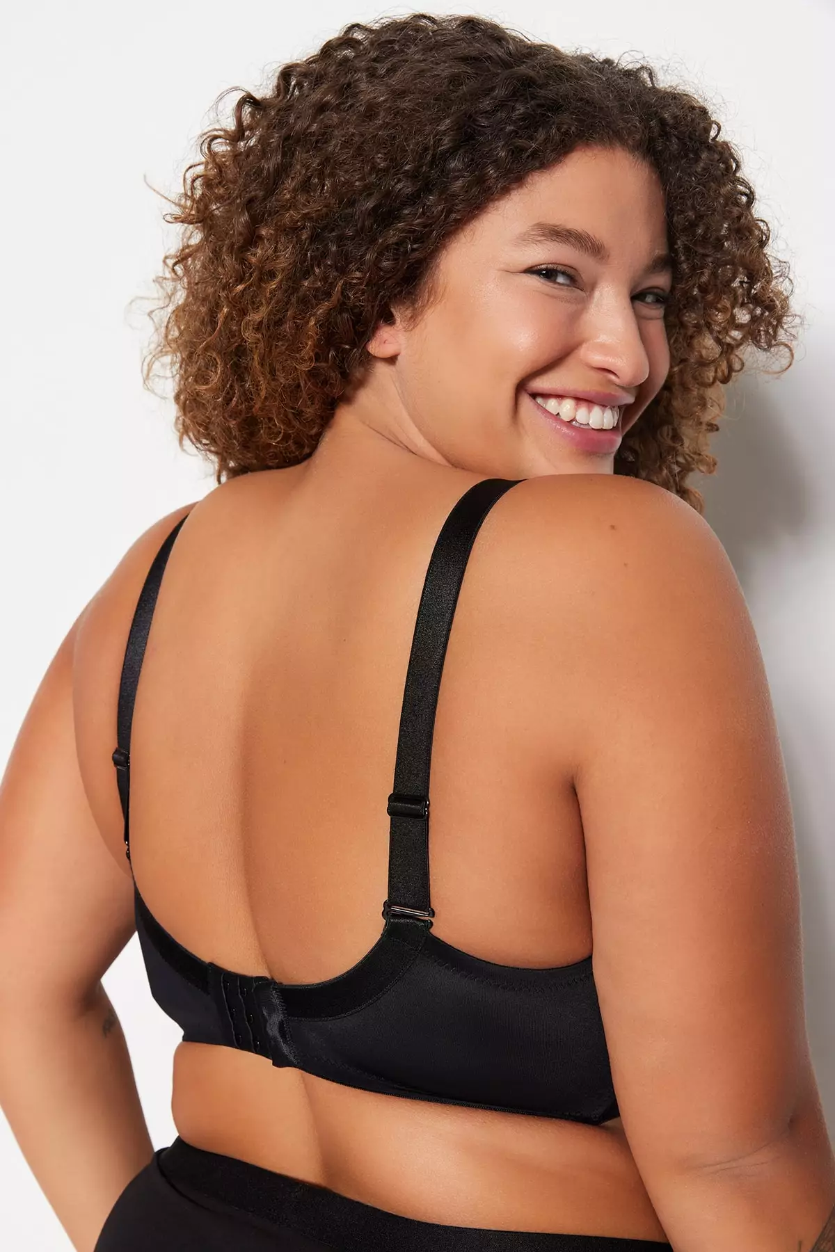 GapBody Women's 2-Pack Stretch Ribbed Tagless & Seamless Comfort Bras (True  Black/Nude, XXL)