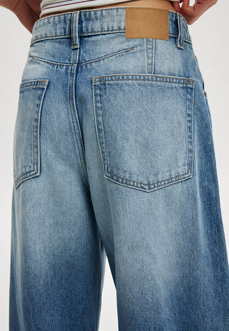 Barrel Jeans