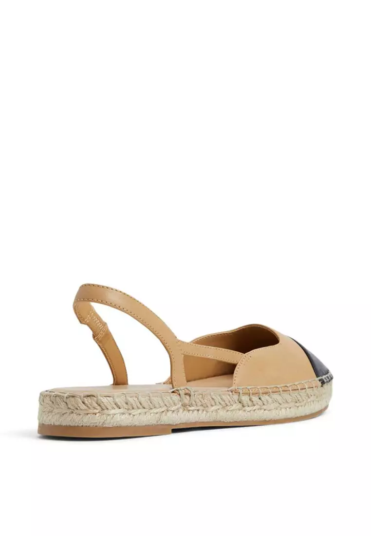Marelinne Slingback Flats