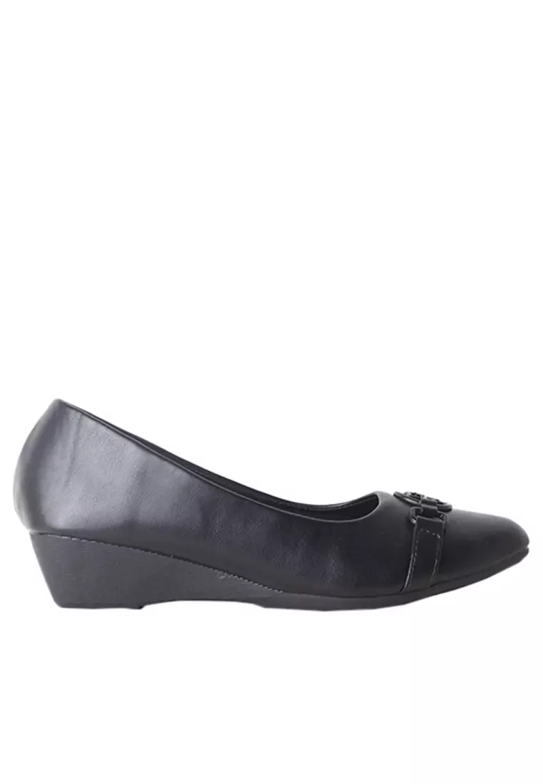 Zalora best sale womens shoes