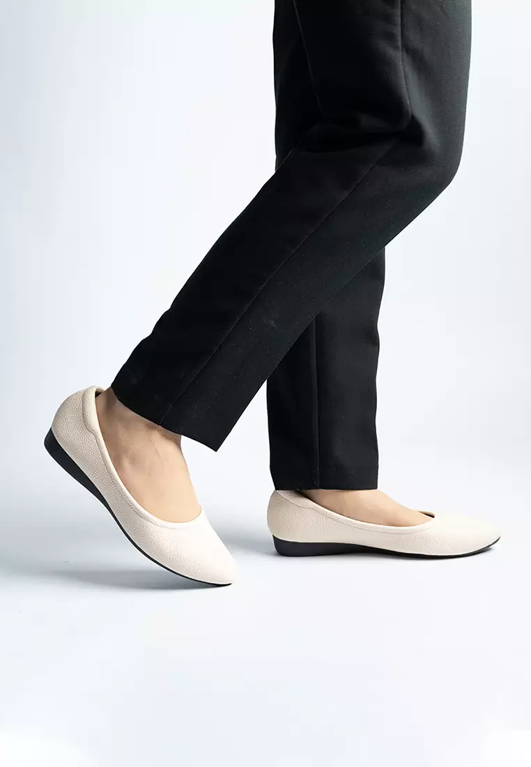 Benny Action Leather Flats