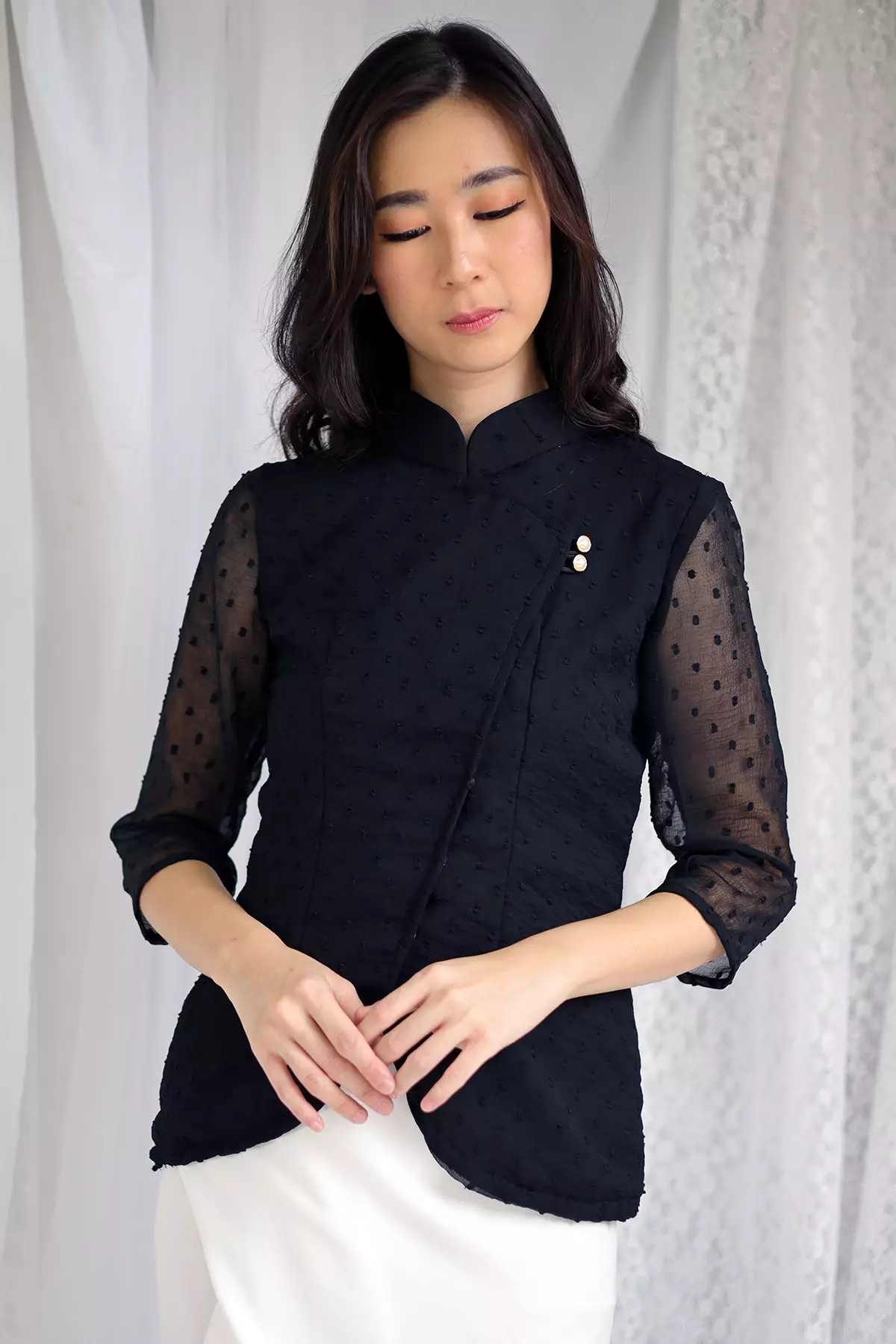 Jeng Dipha Rubiah Hitam Kebaya Janggan