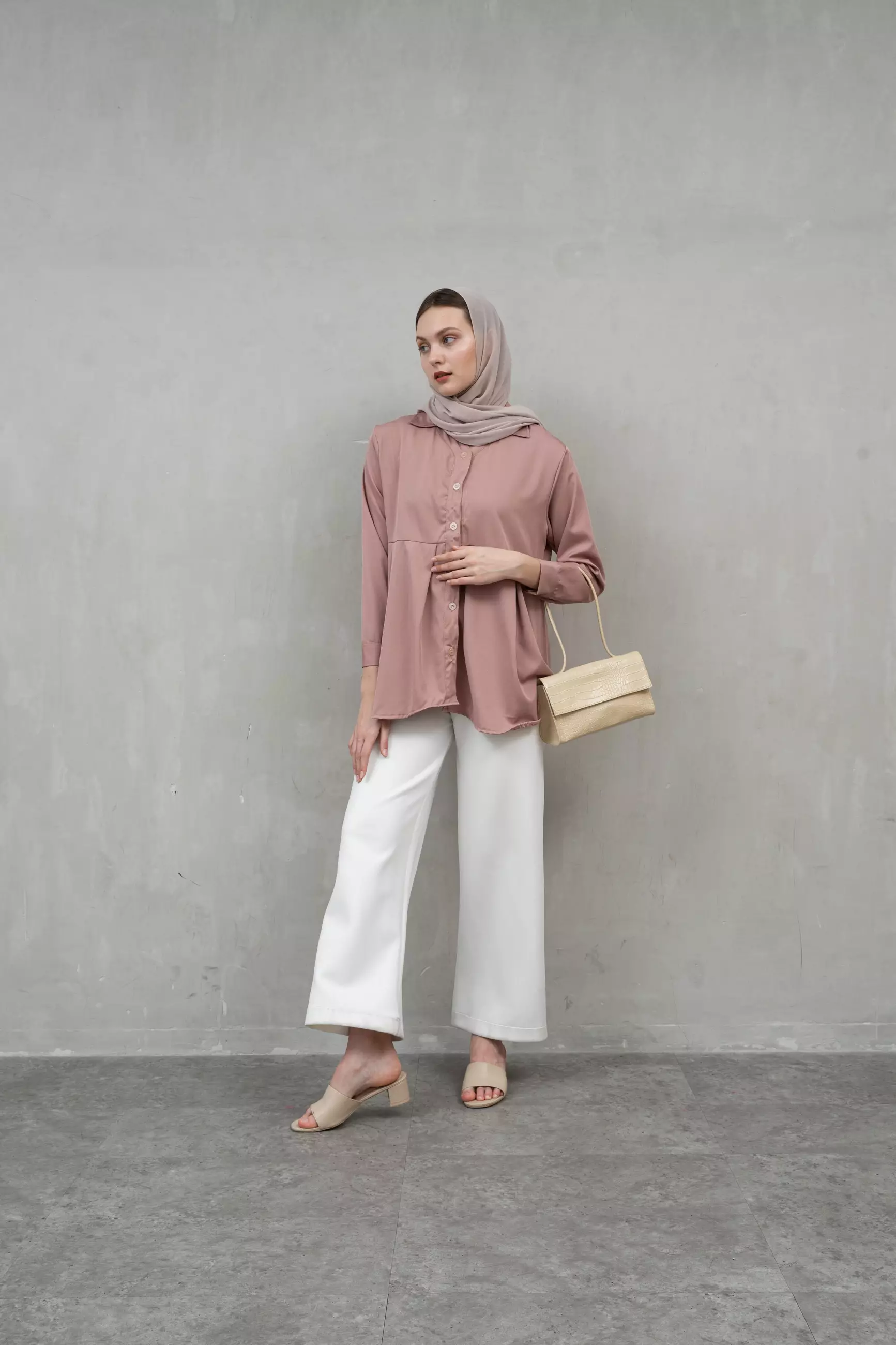 Houseofcuff Mars Top in Nude Kemeja Wanita