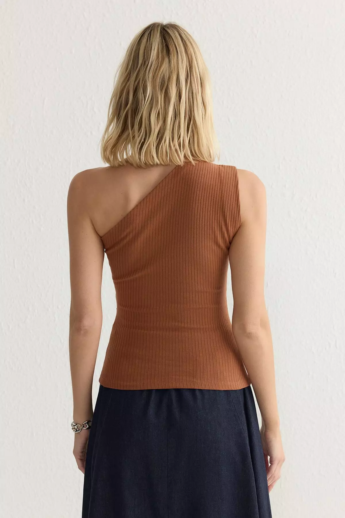 One Shoulder Top