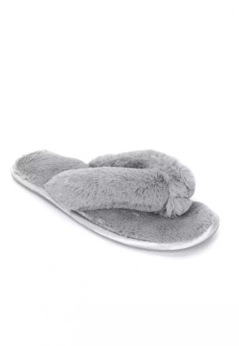 Zalora slippers shop
