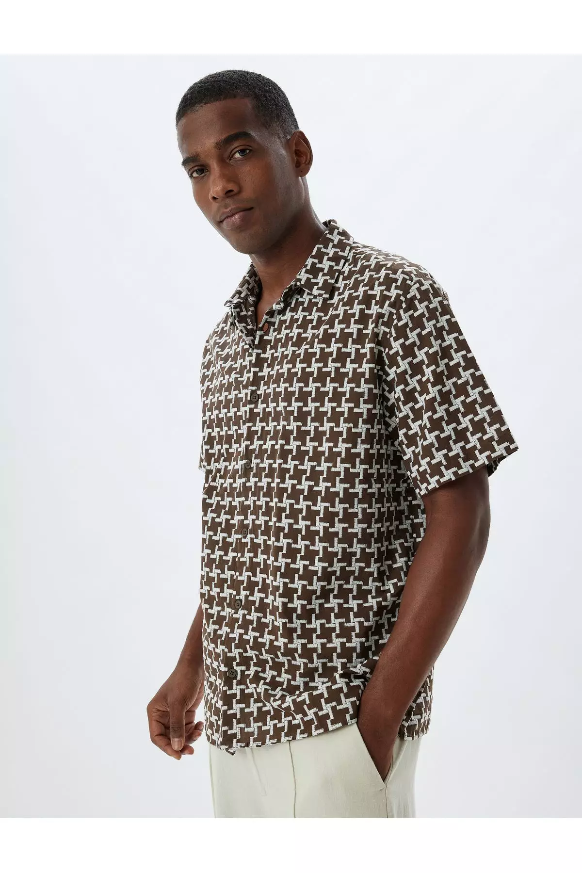 KOTON Geometric Pattern Short Sleeve Shirt