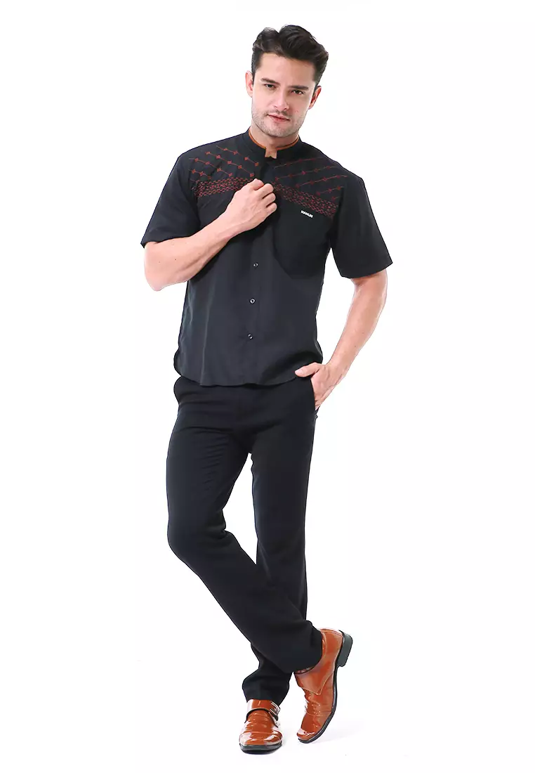 Leopold Kemeja Koko Pria Lengan Pendek Motif Bordir Material Cotton ORIGINAL - Black