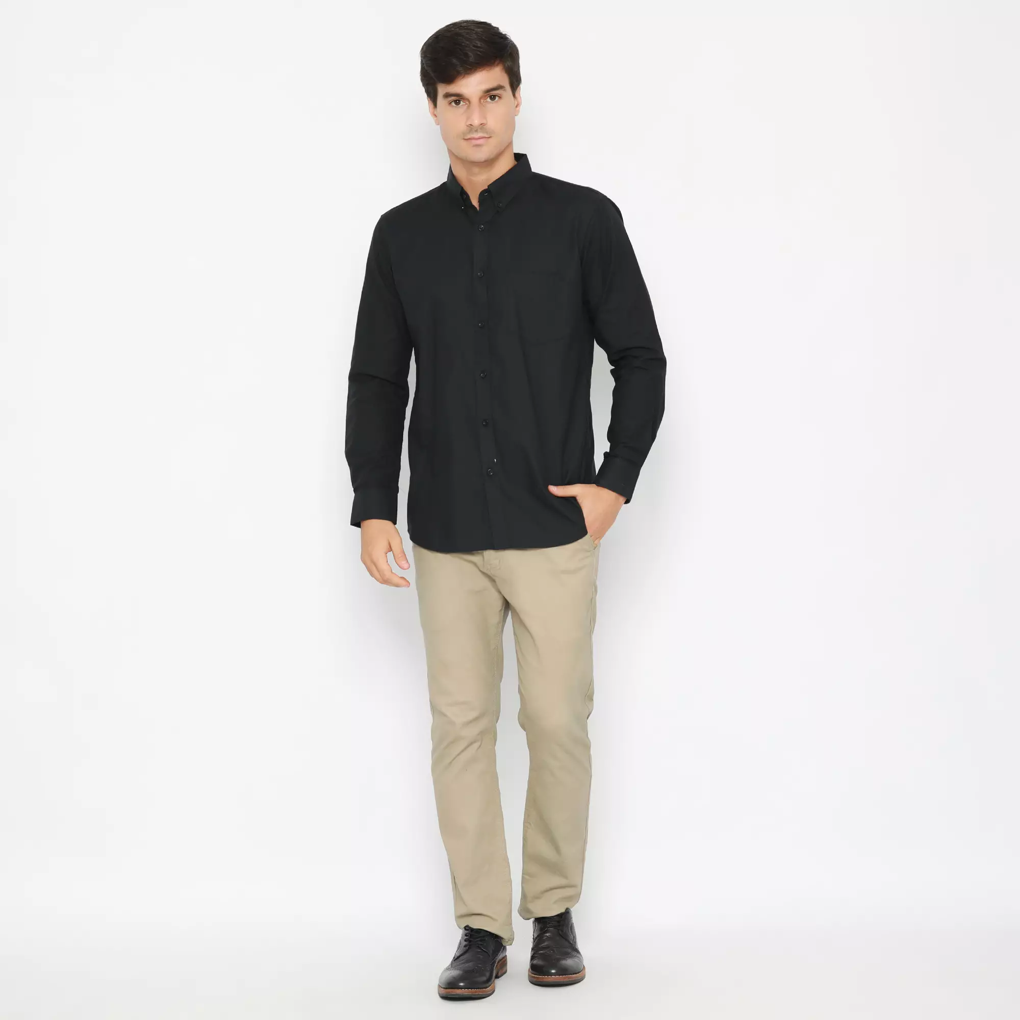 Platini Kemeja Pria Polos Lengan Panjang Katun Oxford Hitam 66206