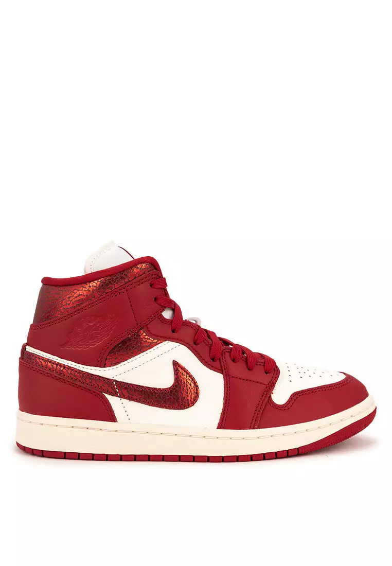 Air Jordan 1 Mid SE Shoes