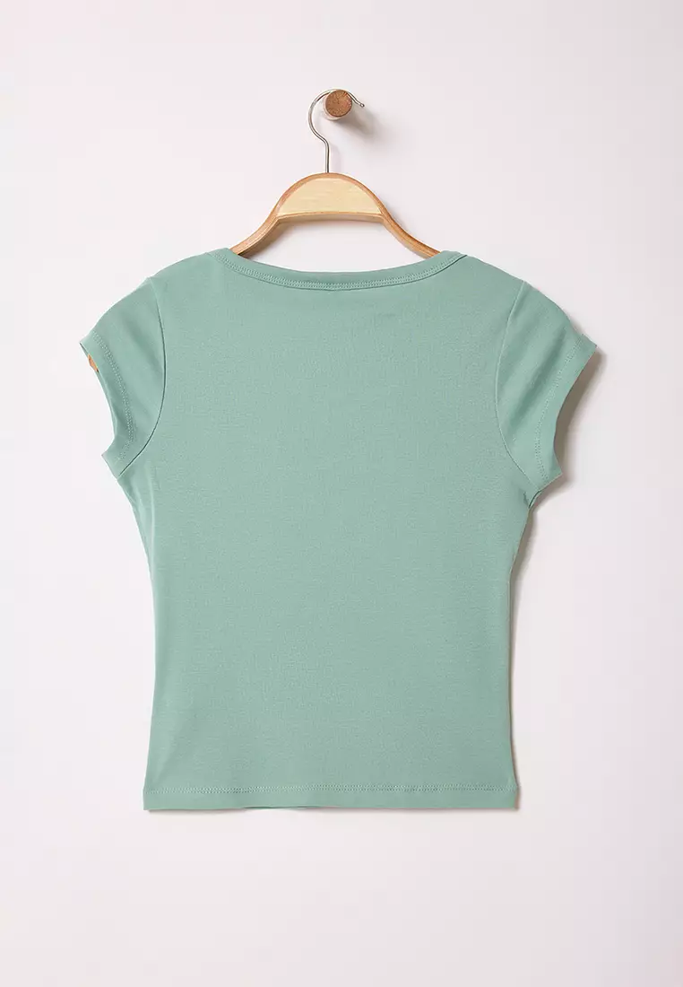 Mint V-Neck Fitted/Body-Sitting Knitted Blouse Twoss25Bz00208