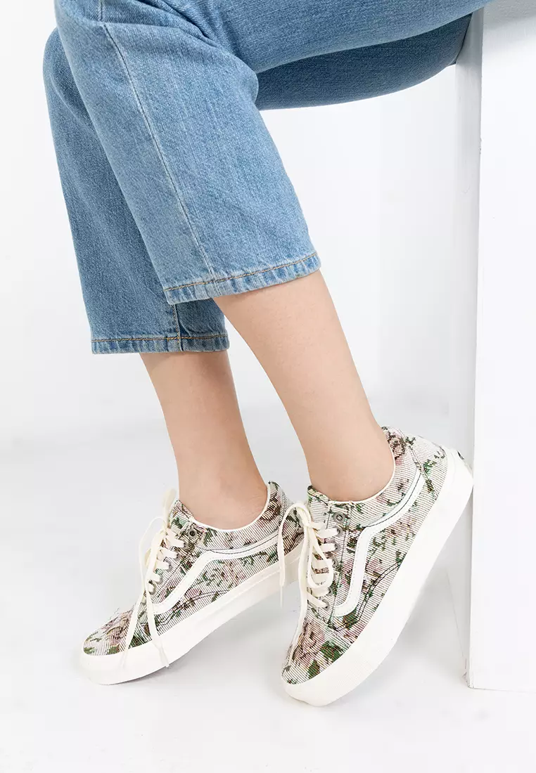 Buy VANS Old Skool Tapestry Floral Sneakers 2024 Online ZALORA