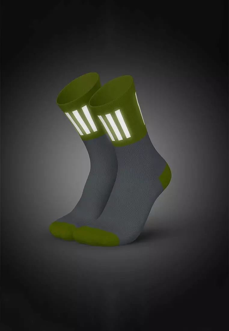 High-Cut High-Viz V3 Socks