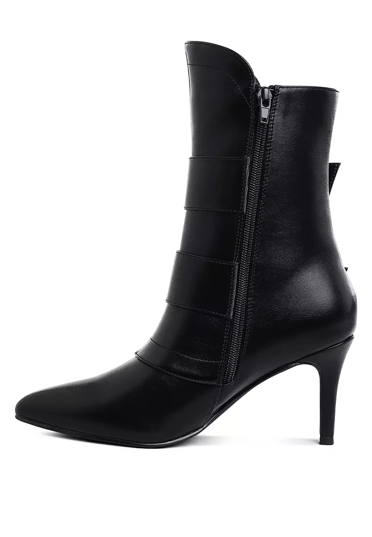 Sepatu bot bertali gesper tebal warna hitam