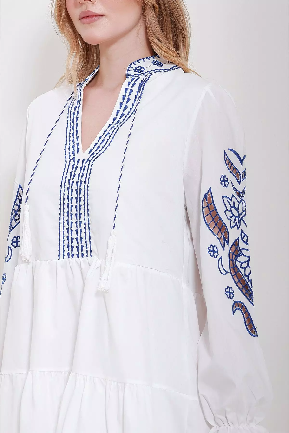 Women's White Judge Collar Lined Embroidery Embroidered Dress