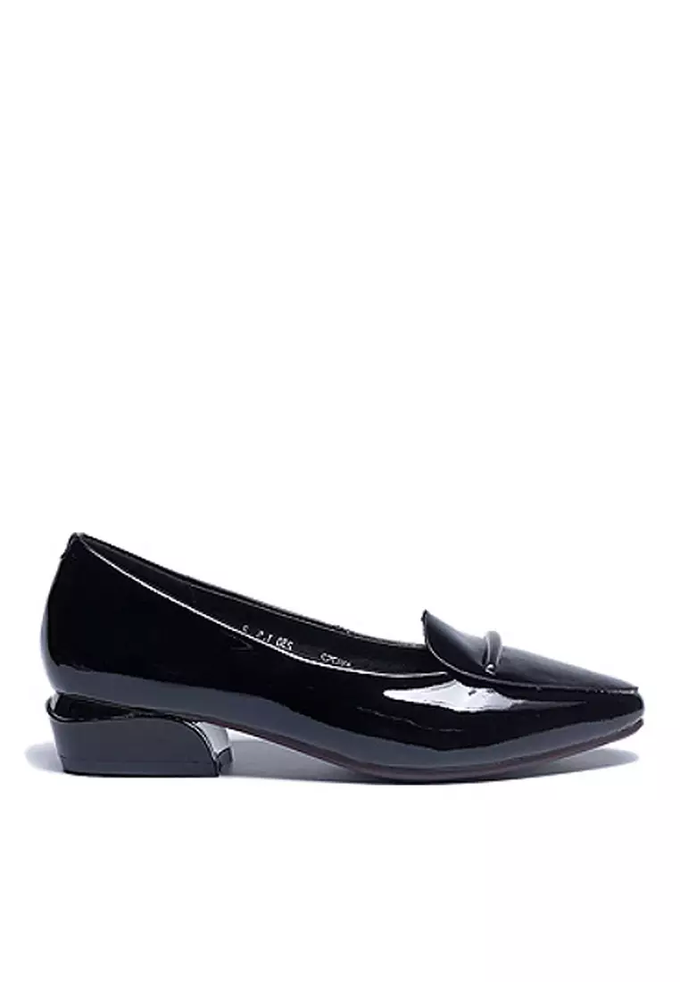 Discount on Twenty Eight Shoes  shoes - SKU: VANSA Cow Patent Low Heel Shoes VSW-F6752