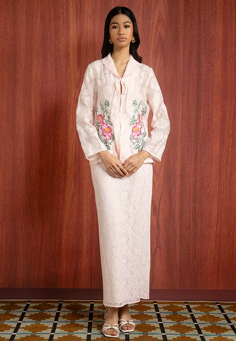INTAN ORGANDI KEBAYA SET