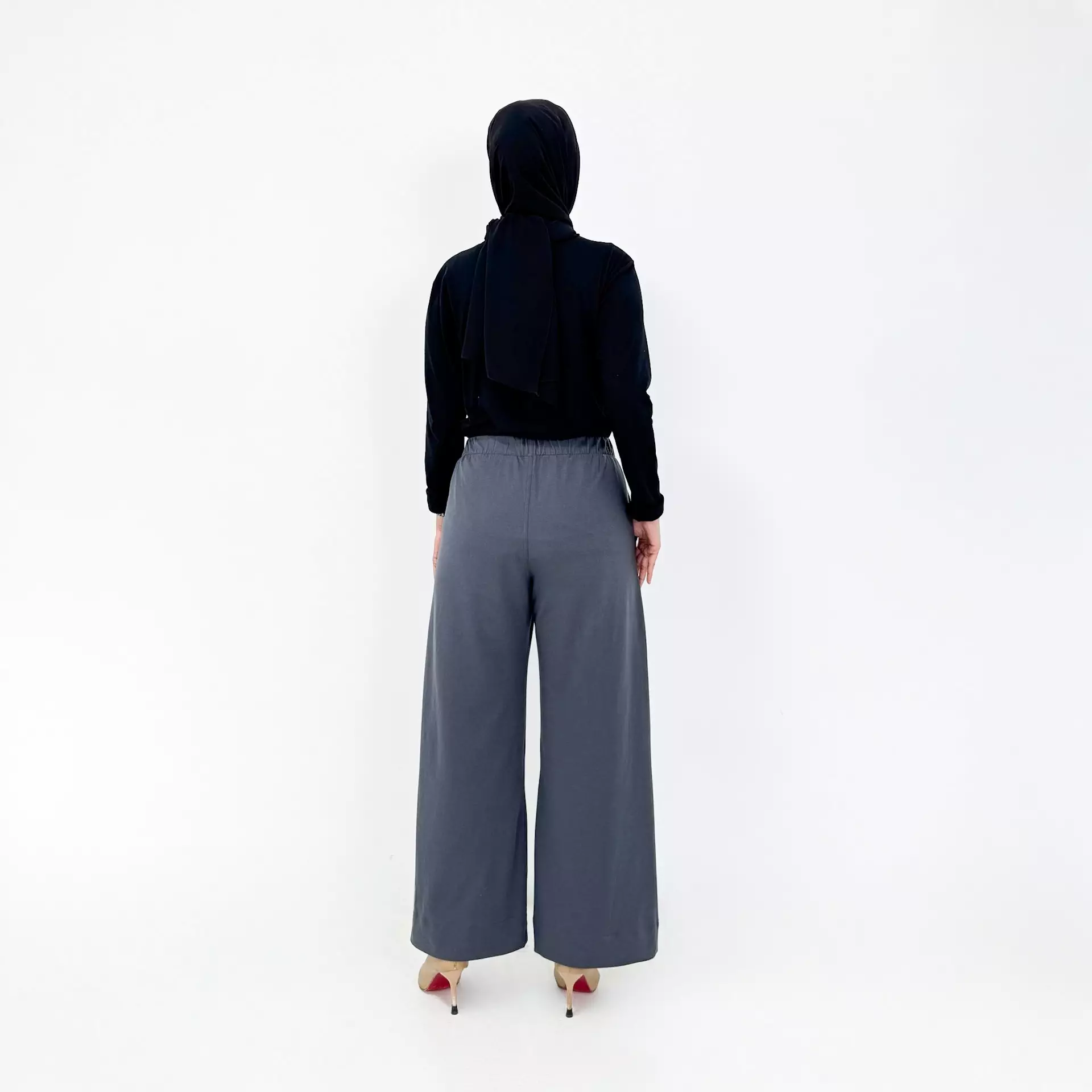 Celia Loose Sweatpants - Celana Panjang Wanita ABU ABU