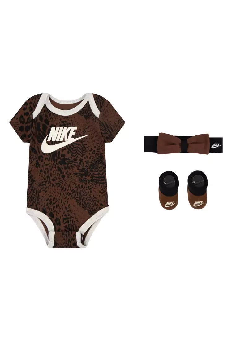 Nike baby hot sale clothes newborn