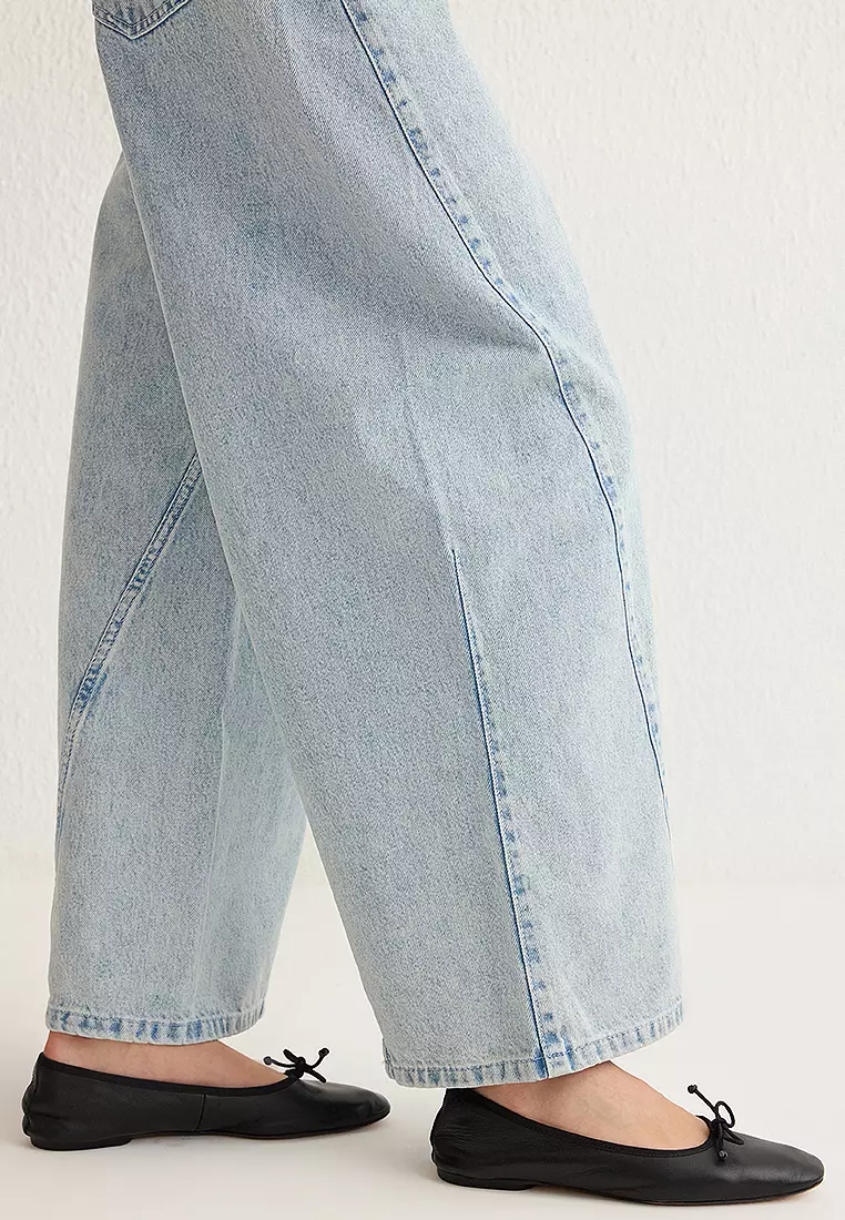 Light Blue Stitch Detail Low Waist Barrel Baggy Jeans