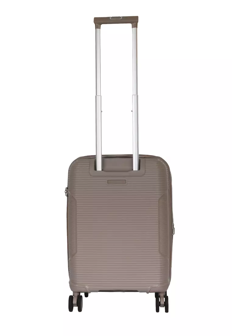 370 Hard Case Luggage- Small (18.5 inches)