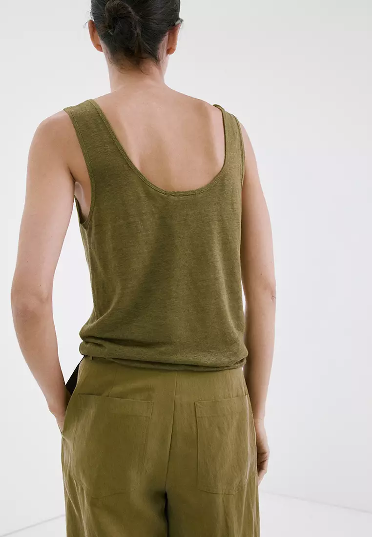 Linen Top With Scoop Neckline