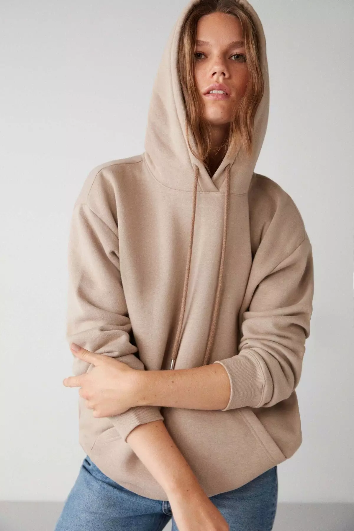Adel Hoodie