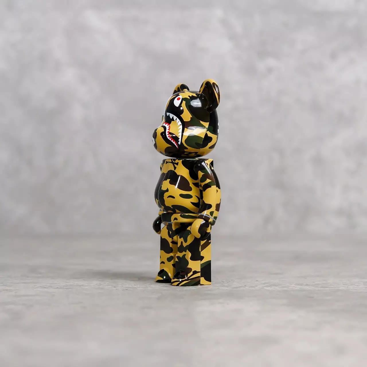 MASTERMIND X BAPE BEARBRICK CAMO 200 100% ORIGINAL