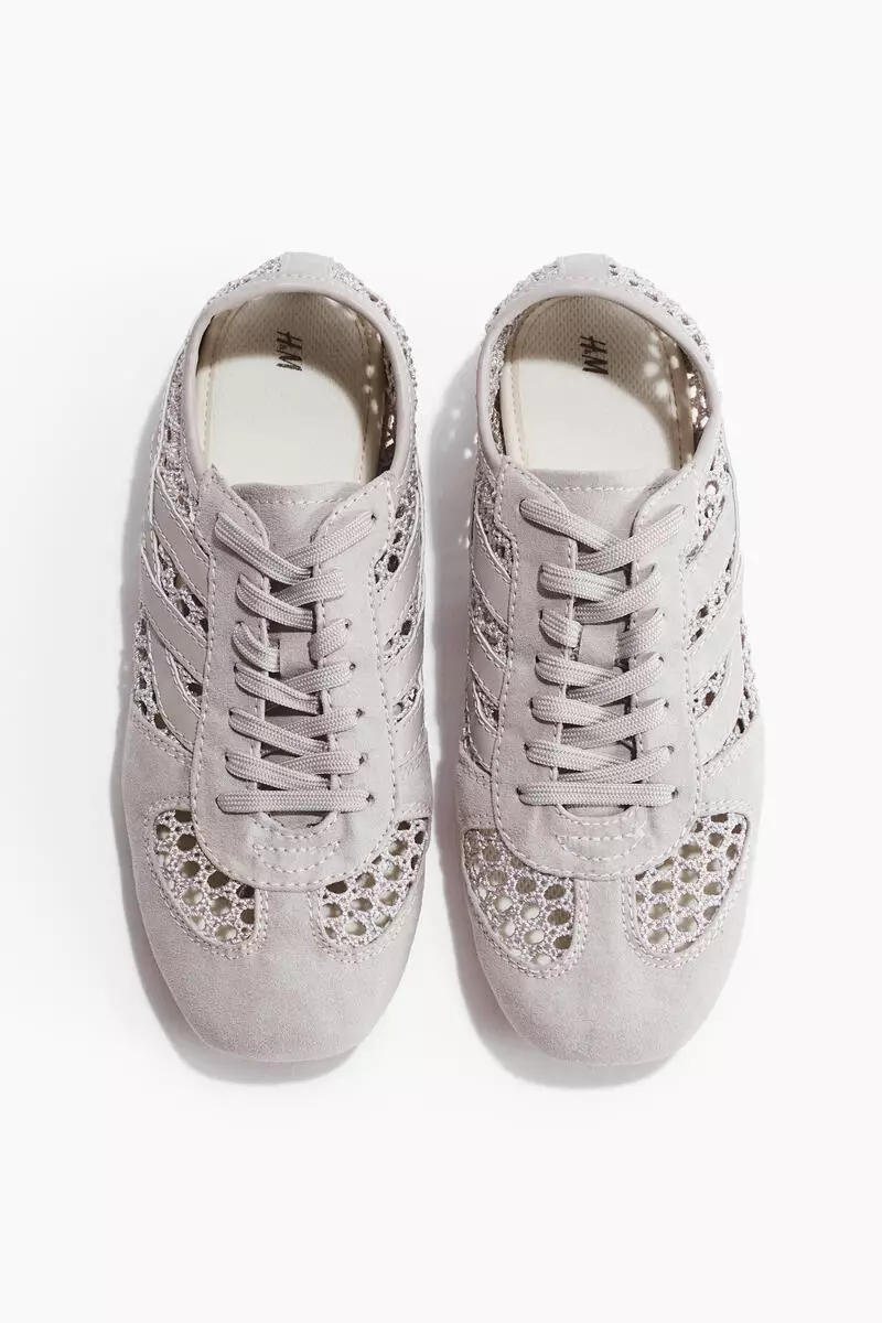 Crochet-look trainers