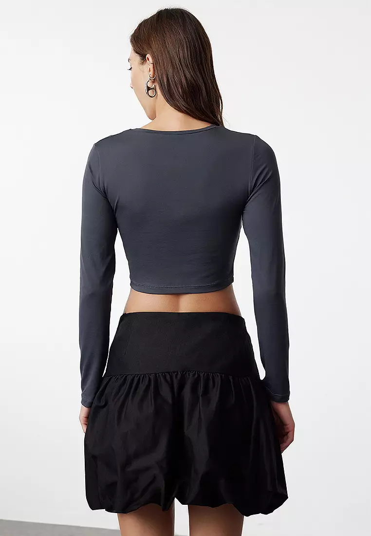 Long Sleeves Crop Top