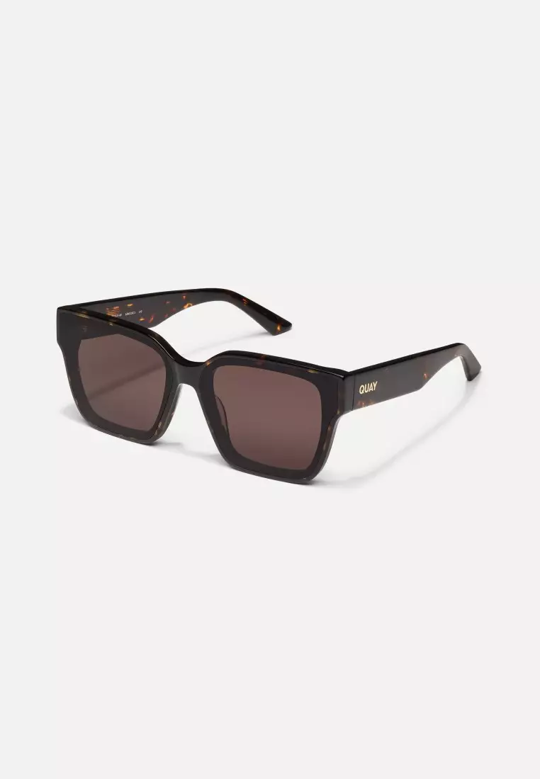 QUAY Drive In Sunglasses - Dark Tort/Brown